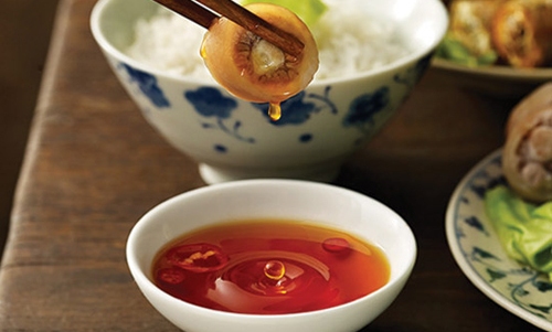 nuoc-mam-cot-nhi-ca-com-an-toan-cho-suc-khoe