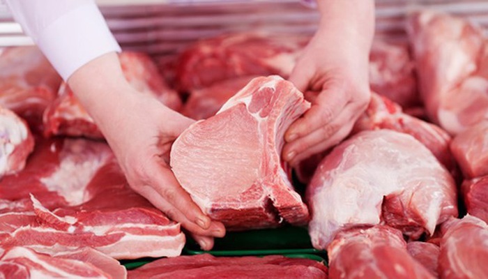 thịt heo nạc, nguyên liệu chế biến Nem chua Ninh Hoà