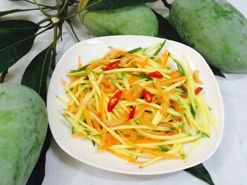 Gỏi xoài tôm khô