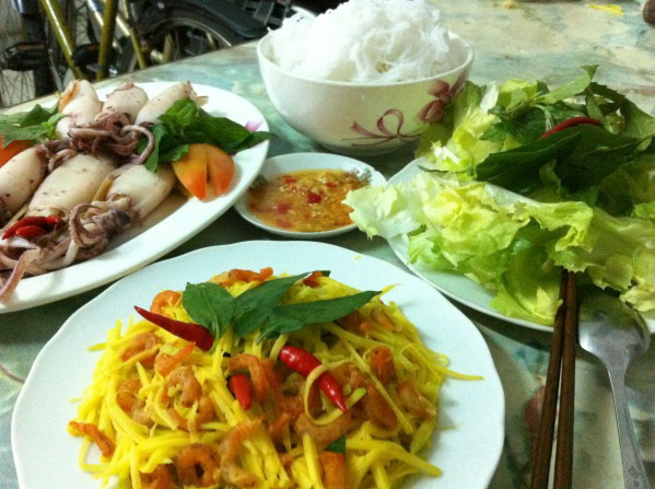 goi-xoai-tom-kho-nha-trang-mon-ngon