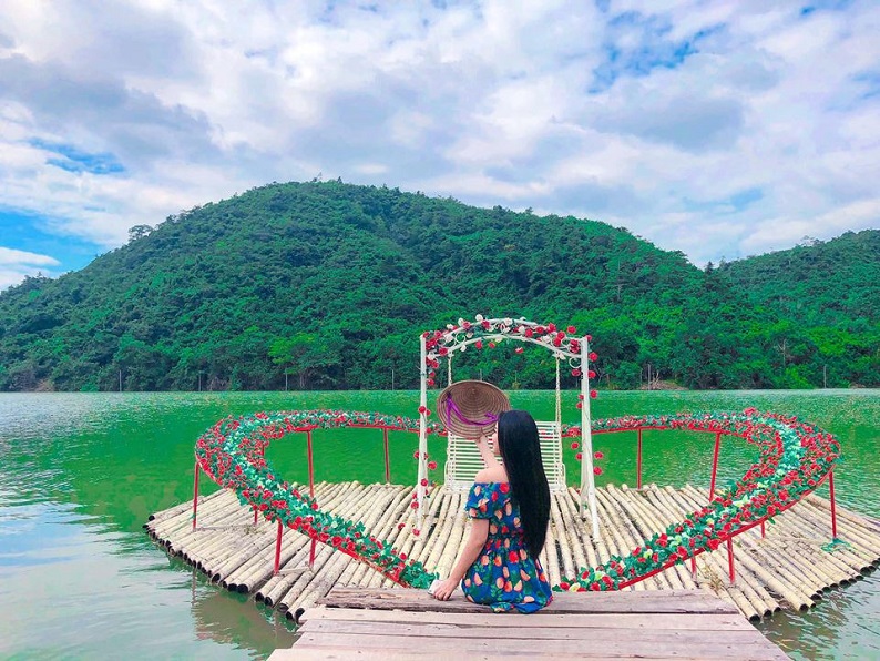 kdl hồ Kênh Hạ Nha Trang - đặc sản Kim biển