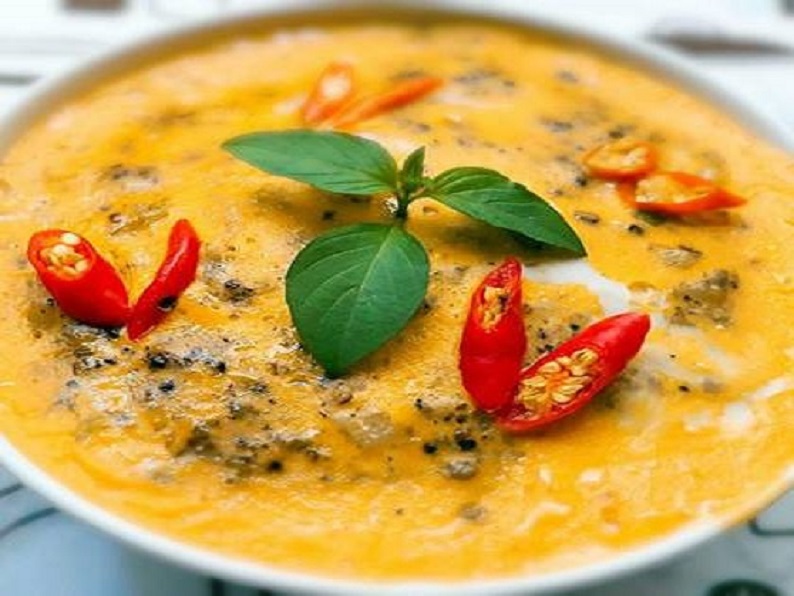 Mắm cá thu chưng trứng thịt thơm ngon
